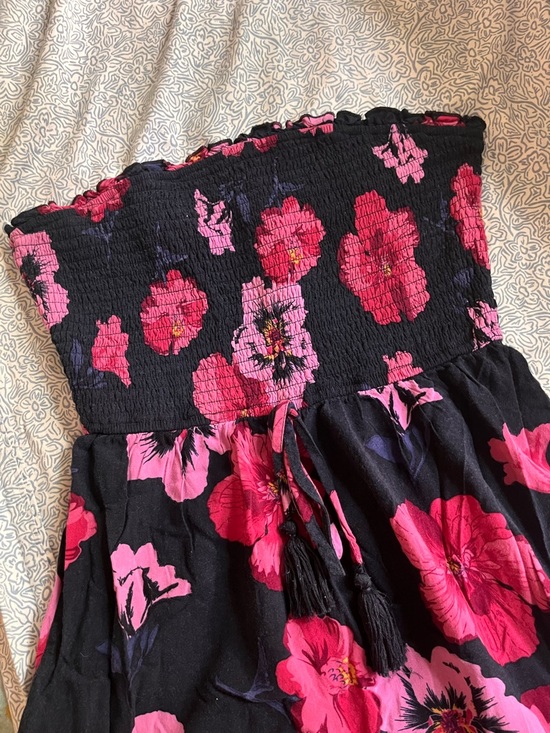 Land of Gyso Dresses & Skirts - Strapless Black Dress with Pink Floral Print